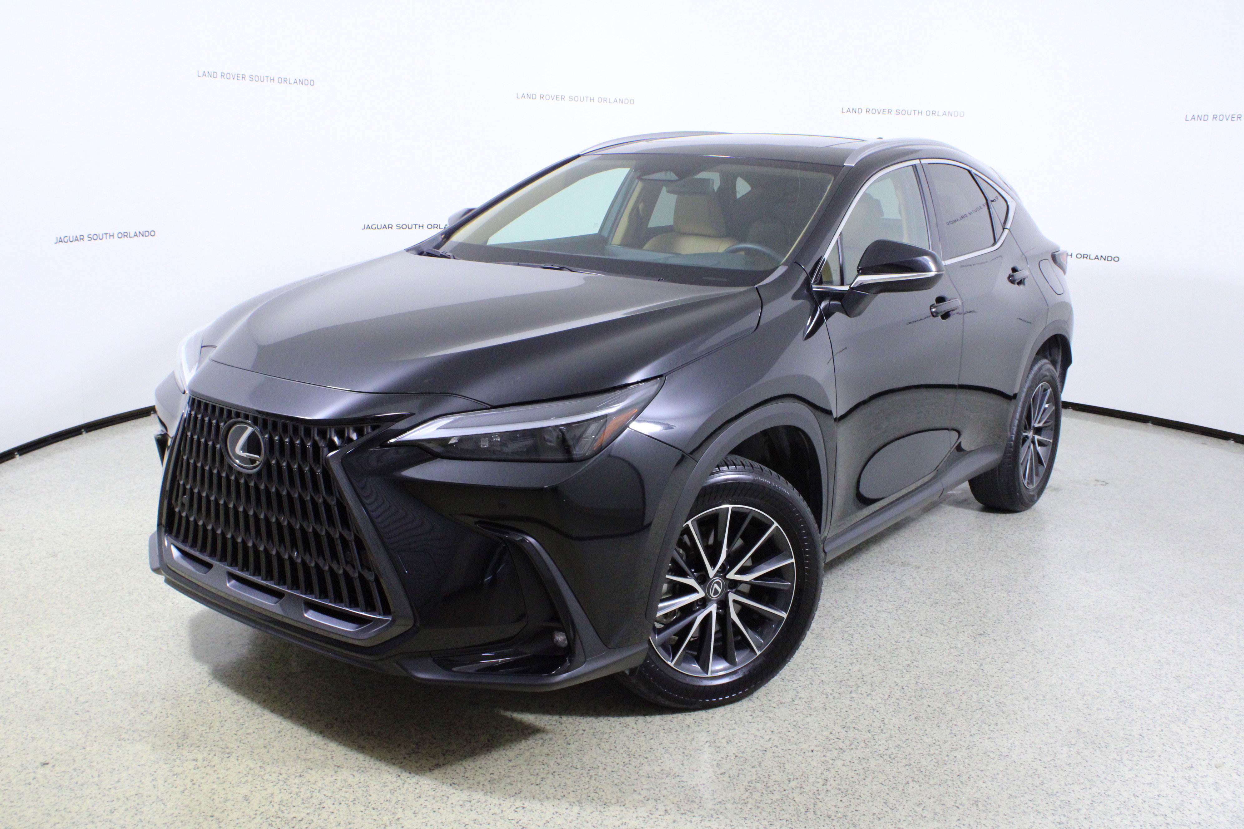 Used 2024 Lexus NX 350 AWD image 1