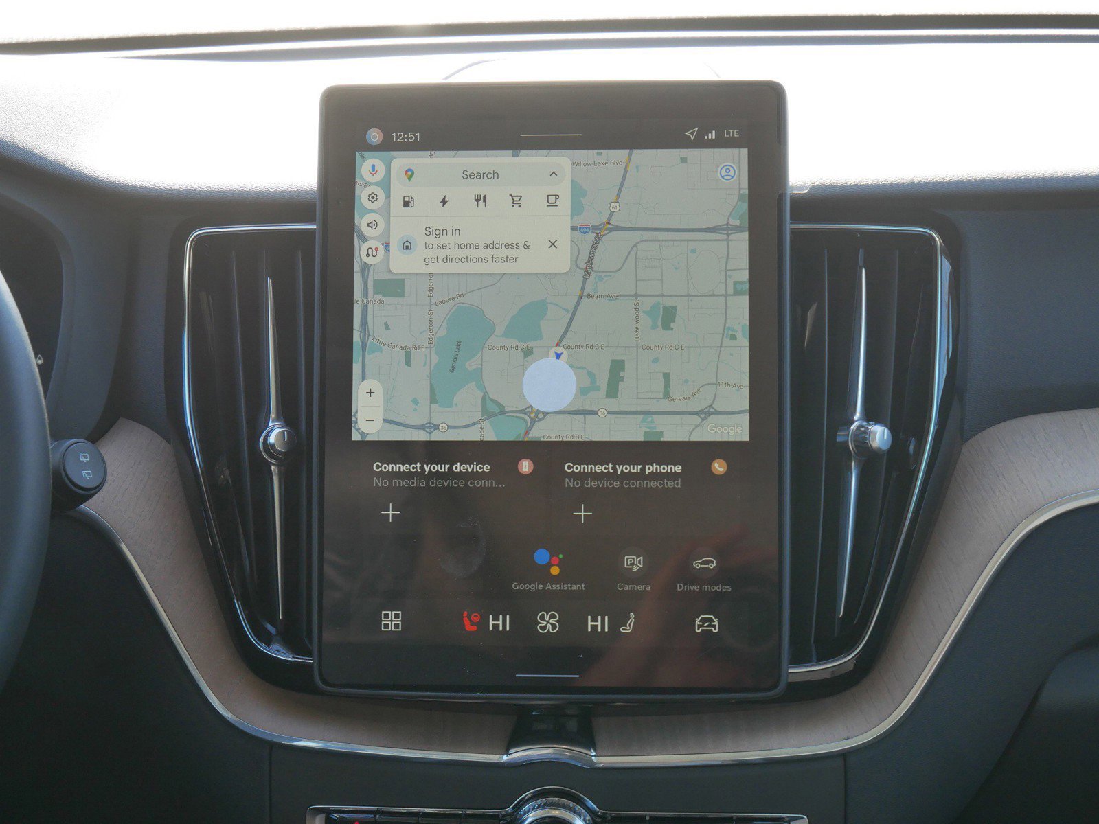 New 2026 Volvo XC60 T8 Plus w/ Protection Package Premier image 8