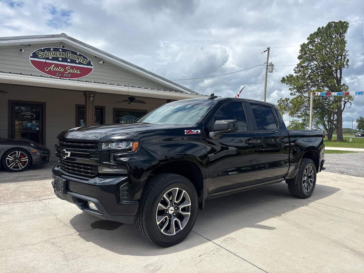 Used 2020 Chevrolet Silverado 1500 RST AWD/4WD image 1