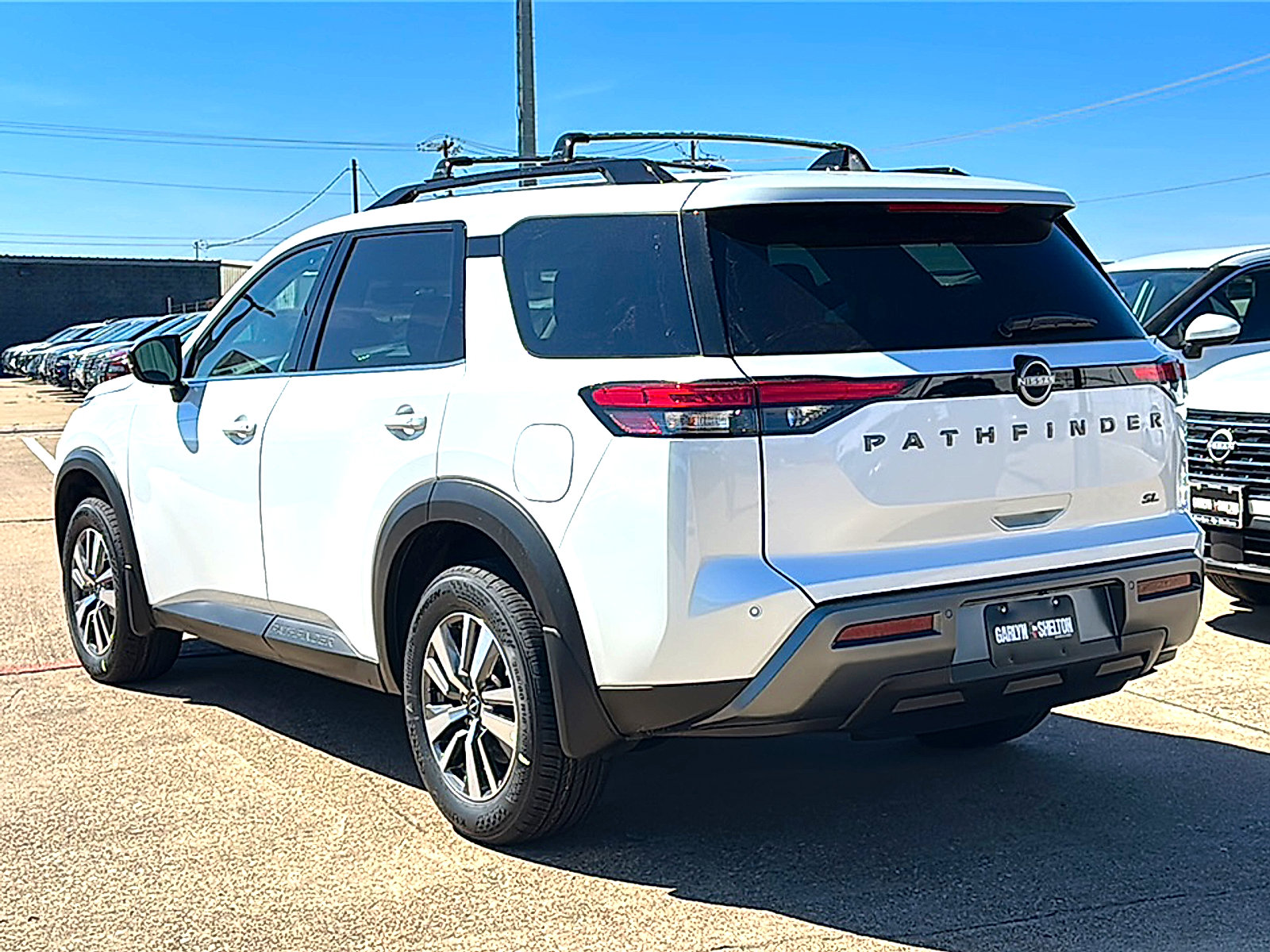 New 2026 Nissan Pathfinder SL image 6