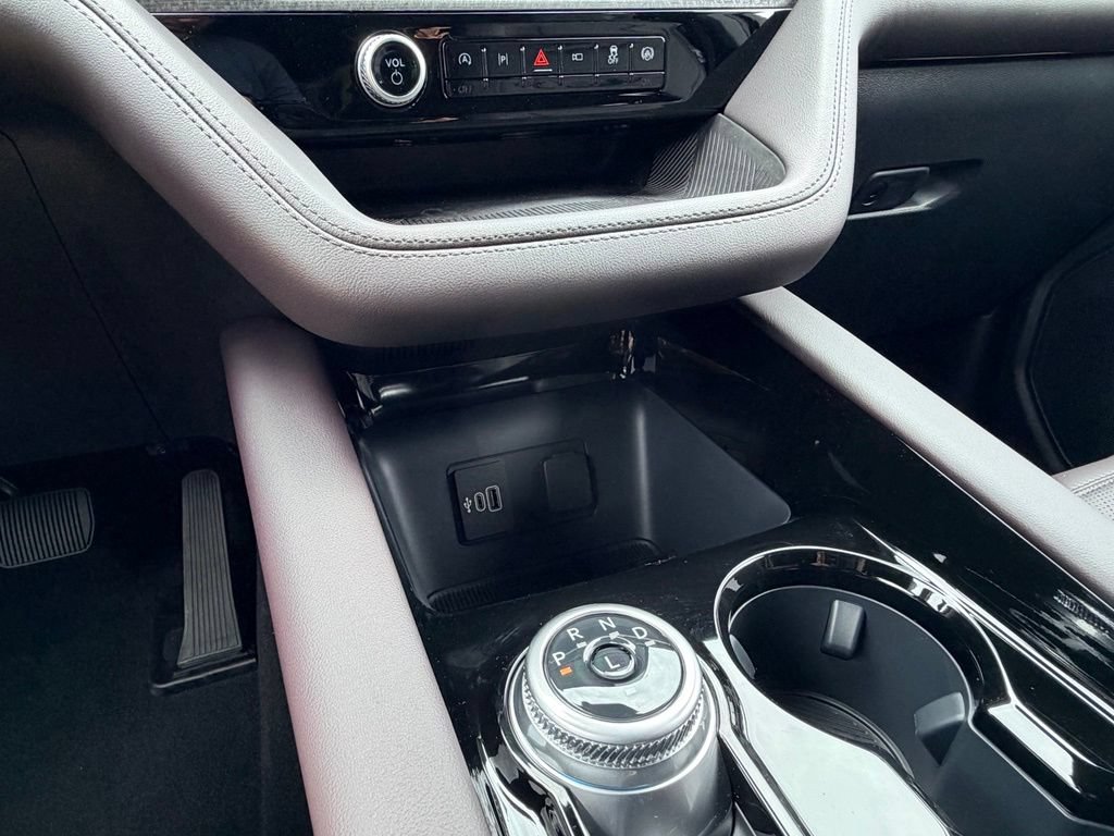 New 2026 Ford Explorer Platinum RWD image 26