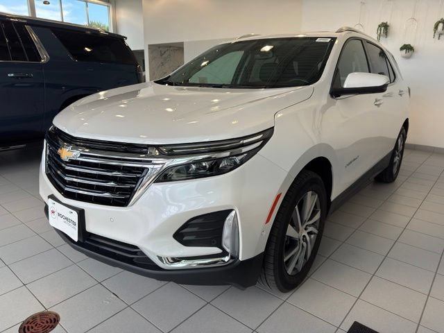 Used 2022 Chevrolet Equinox Premier AWD/4WD image 36