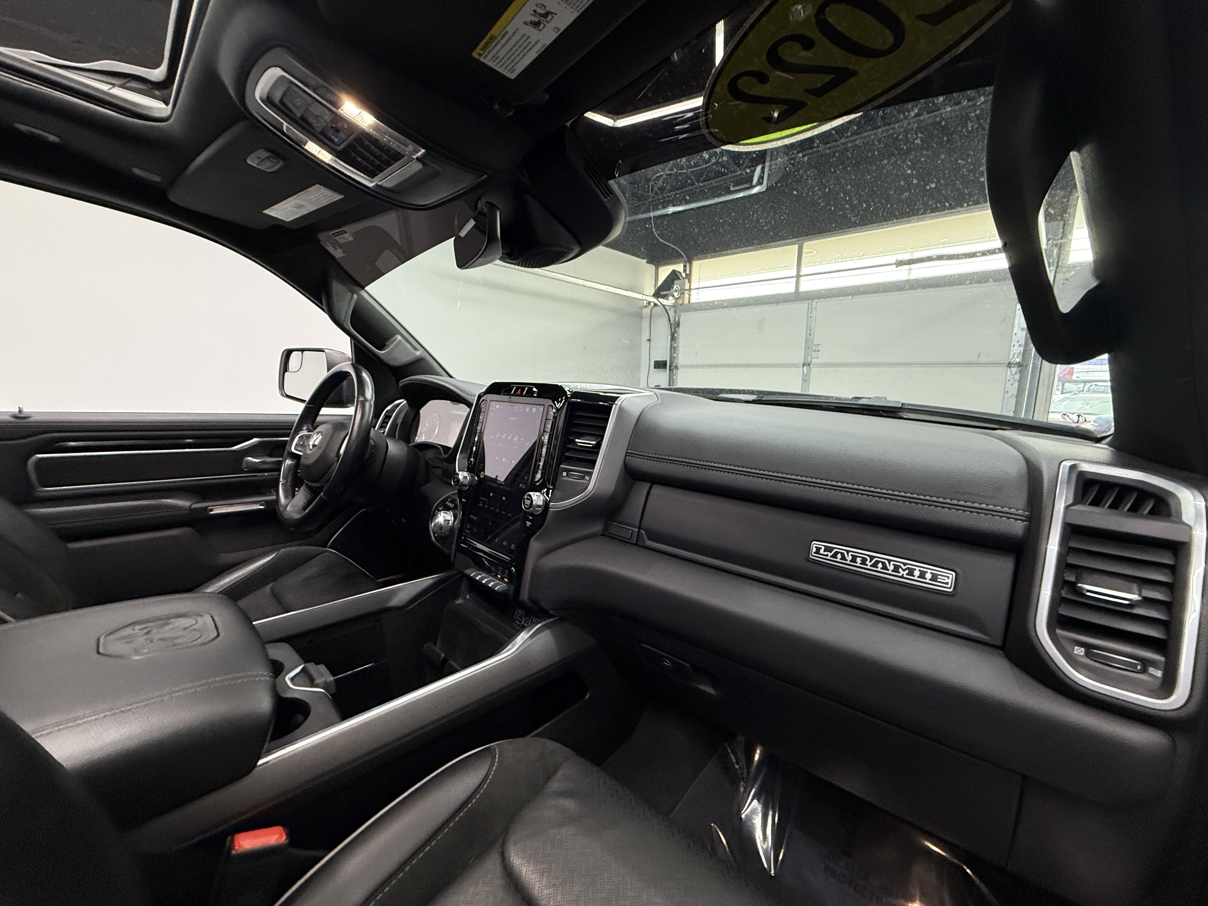 Used 2022 RAM 1500 Laramie image 23