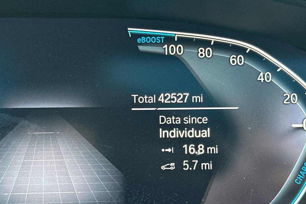 Used 2023 BMW 530e w/ Executive Package image 30