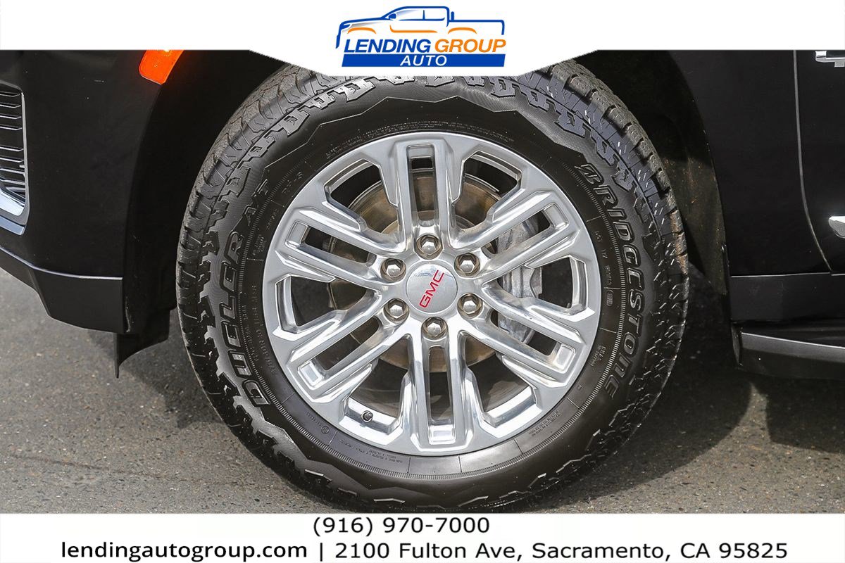 Used 2021 GMC Yukon XL SLT image 9