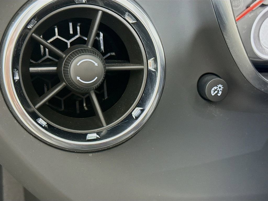 Used 2022 Chevrolet Camaro SS image 10