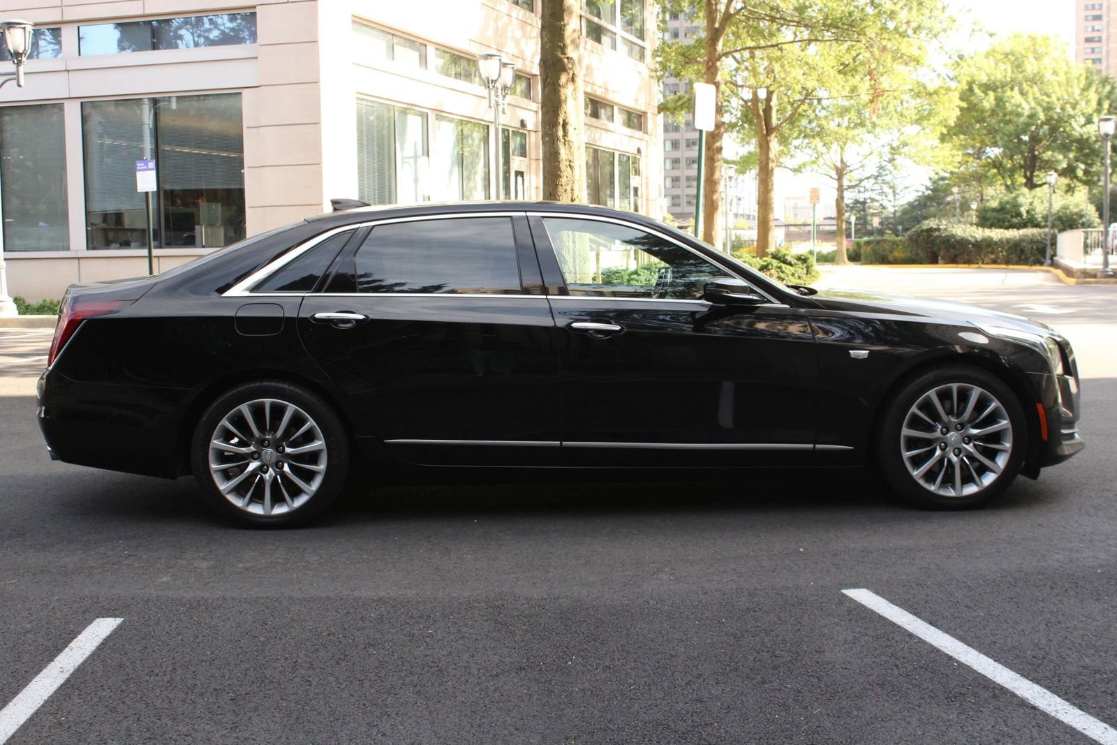 Used 2017 Cadillac CT6 3.6 AWD image 8