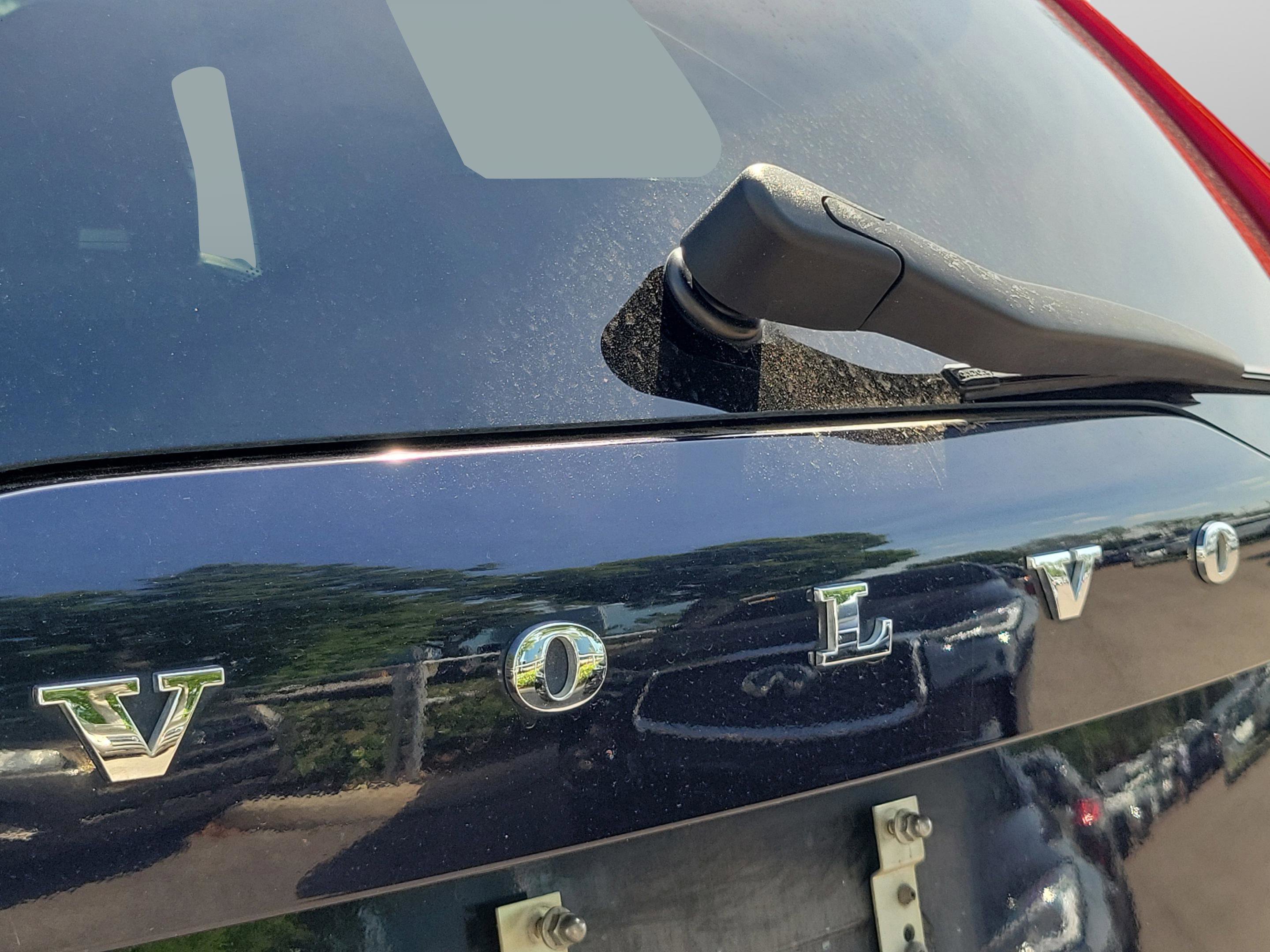 Used 2017 Volvo XC90 T6 Momentum w/ Vision Package image 7
