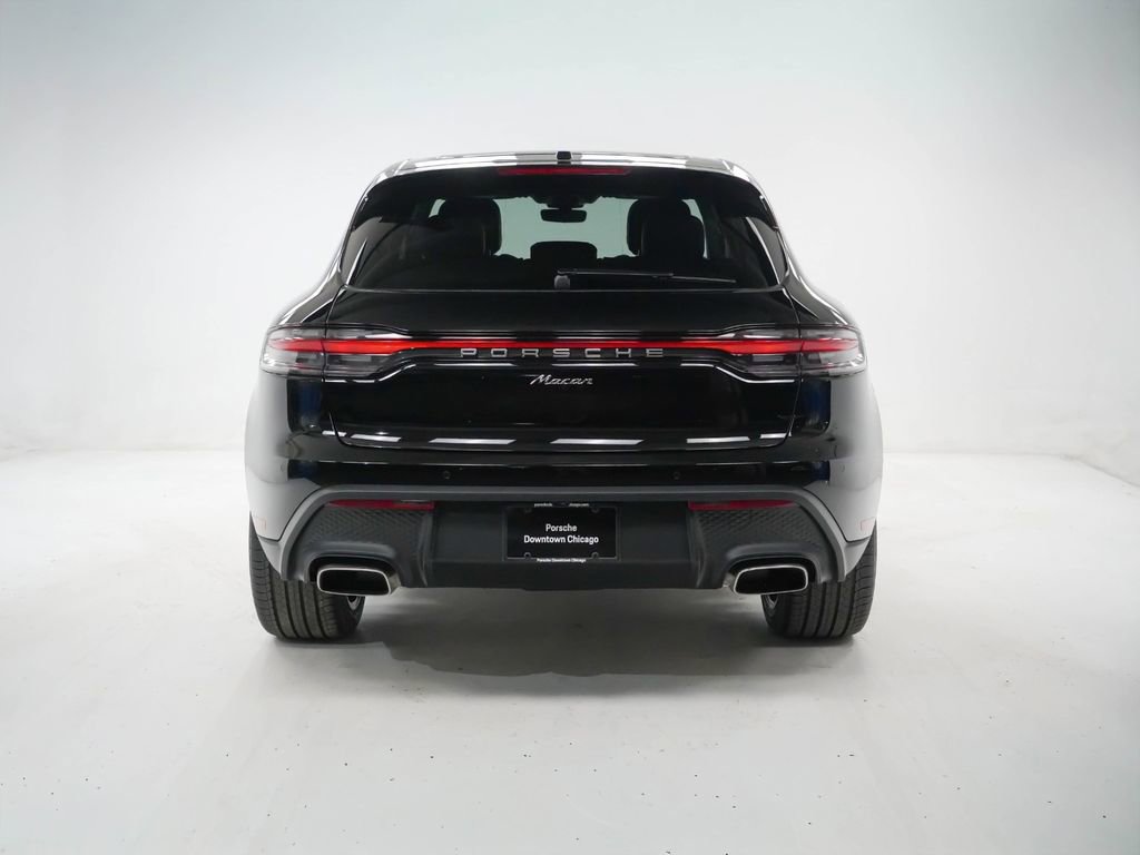 Certified 2026 Porsche Macan AWD/4WD image 11