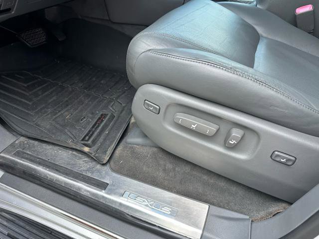 Used 2009 Lexus LX 570 4WD image 22