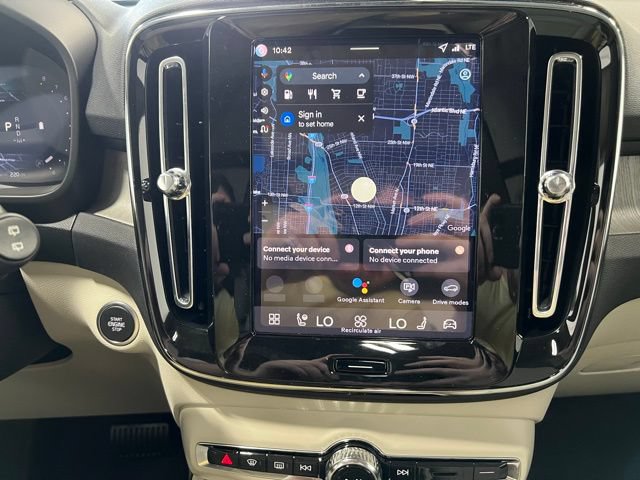 New 2026 Volvo XC40 B5 Ultra w/ Protection Package Premier AWD/4WD image 20