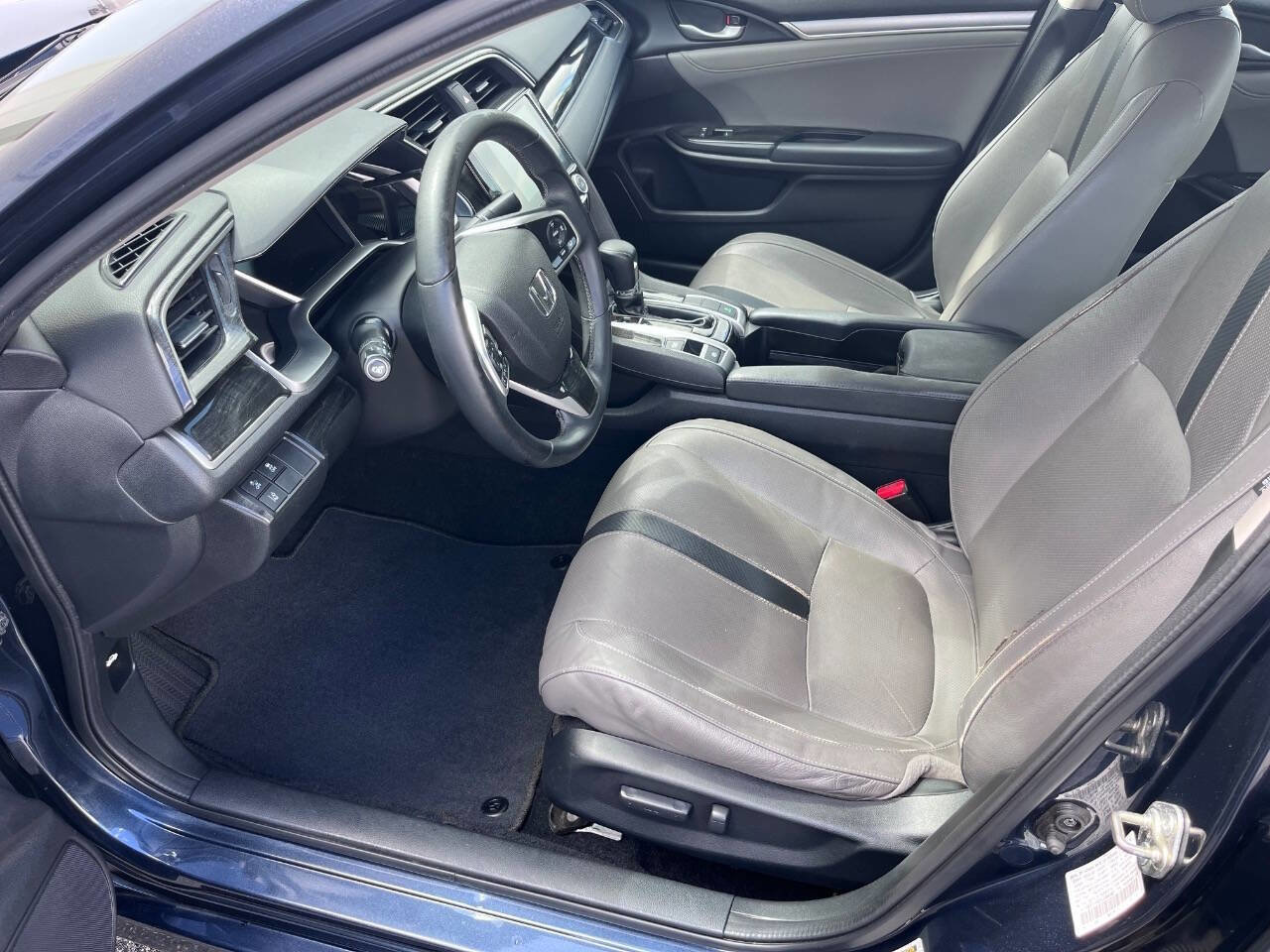 Used 2016 Honda Civic Touring image 20