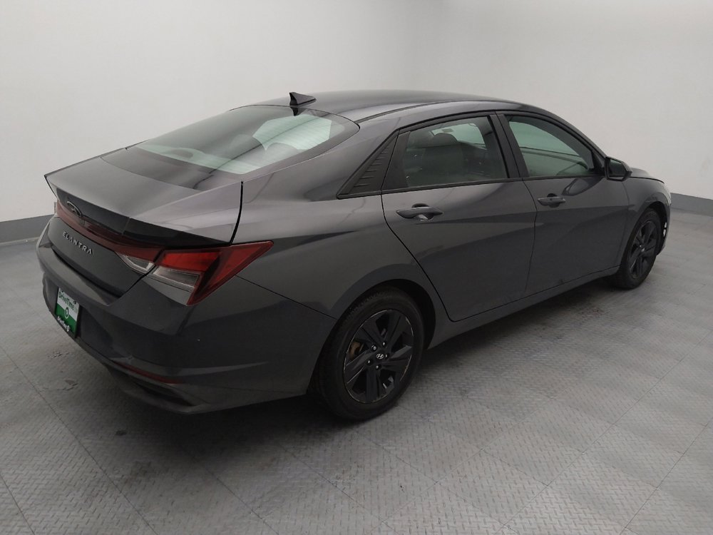 Used 2023 Hyundai Elantra SEL image 10