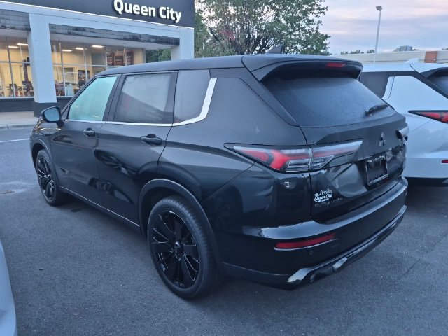 New 2026 Mitsubishi Outlander LE FWD image 5