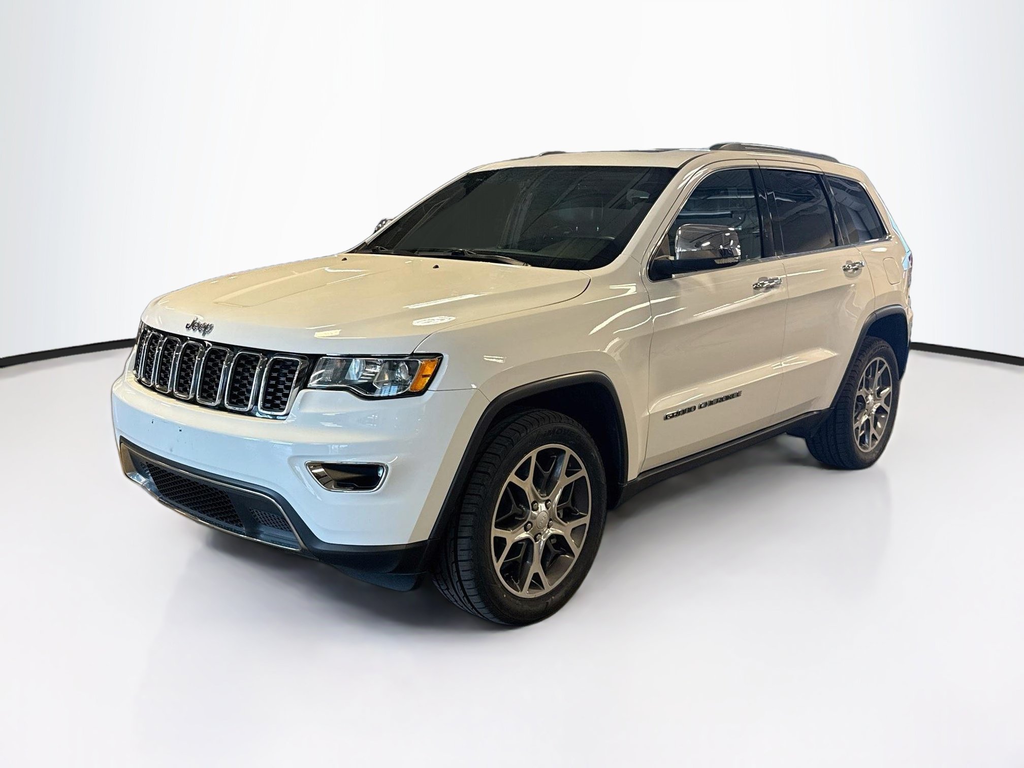 Used 2019 Jeep Grand Cherokee Limited AWD/4WD image 3