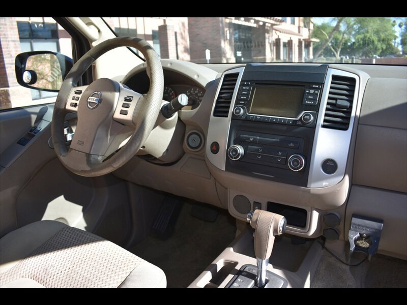 Used 2016 Nissan Frontier SV RWD image 40