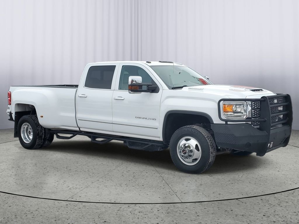Used 2019 GMC Sierra 3500 Denali w/ Duramax Plus Package image 2