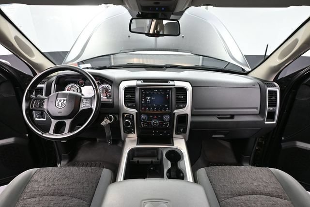 Used 2020 RAM 1500 Warlock AWD/4WD image 30