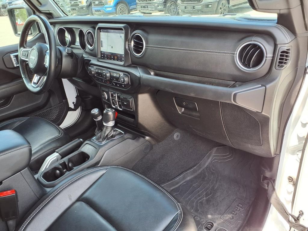 Used 2021 Jeep Wrangler Unlimited Sahara w/ Cold Weather Group image 12