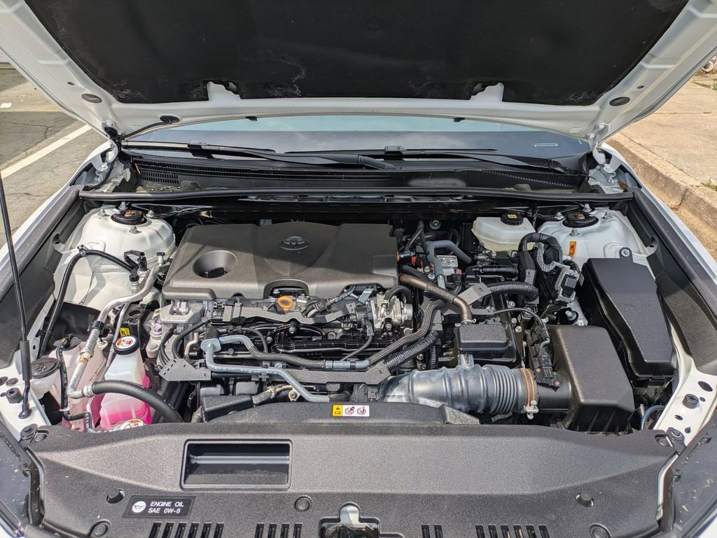 Used 2025 Toyota Camry LE image 33