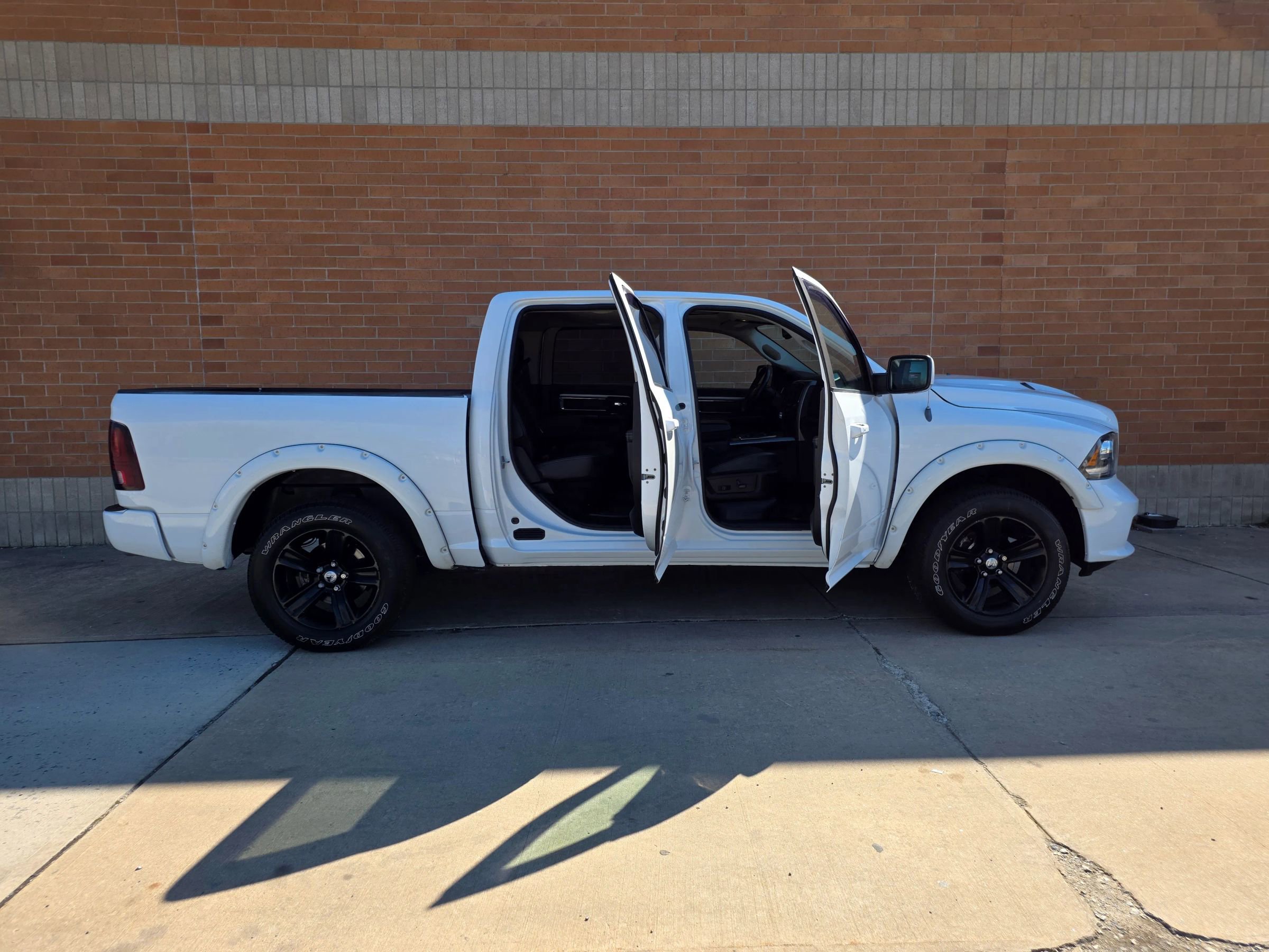 Used 2014 RAM 1500 Sport w/ Sport Premium Group AWD/4WD image 11