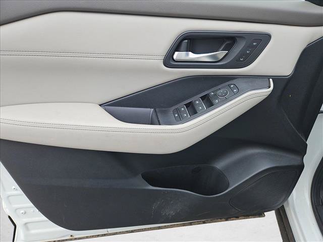 Used 2023 Nissan Rogue SL w/ SL Premium Package FWD image 8
