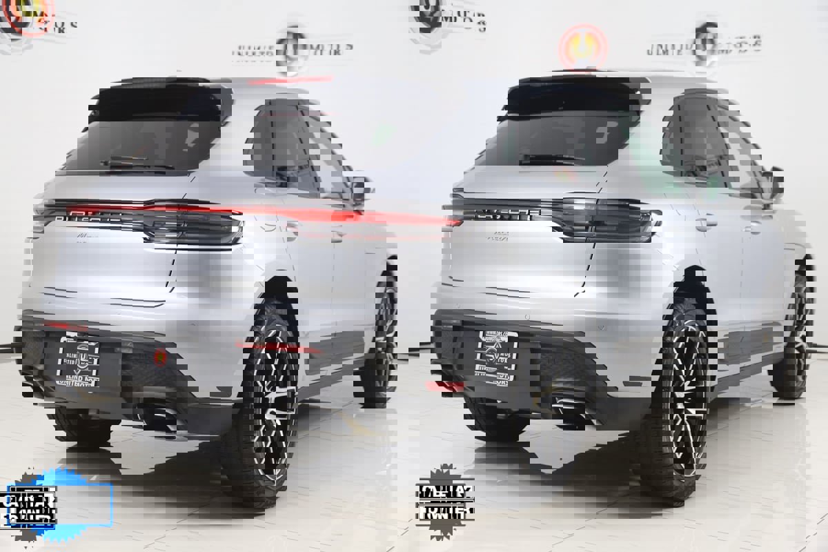 Used 2022 Porsche Macan image 3