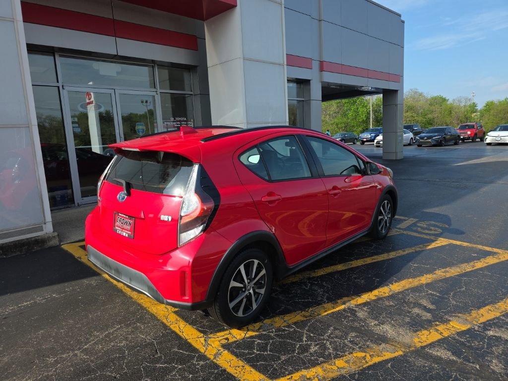 Used 2018 Toyota Prius C One FWD image 3