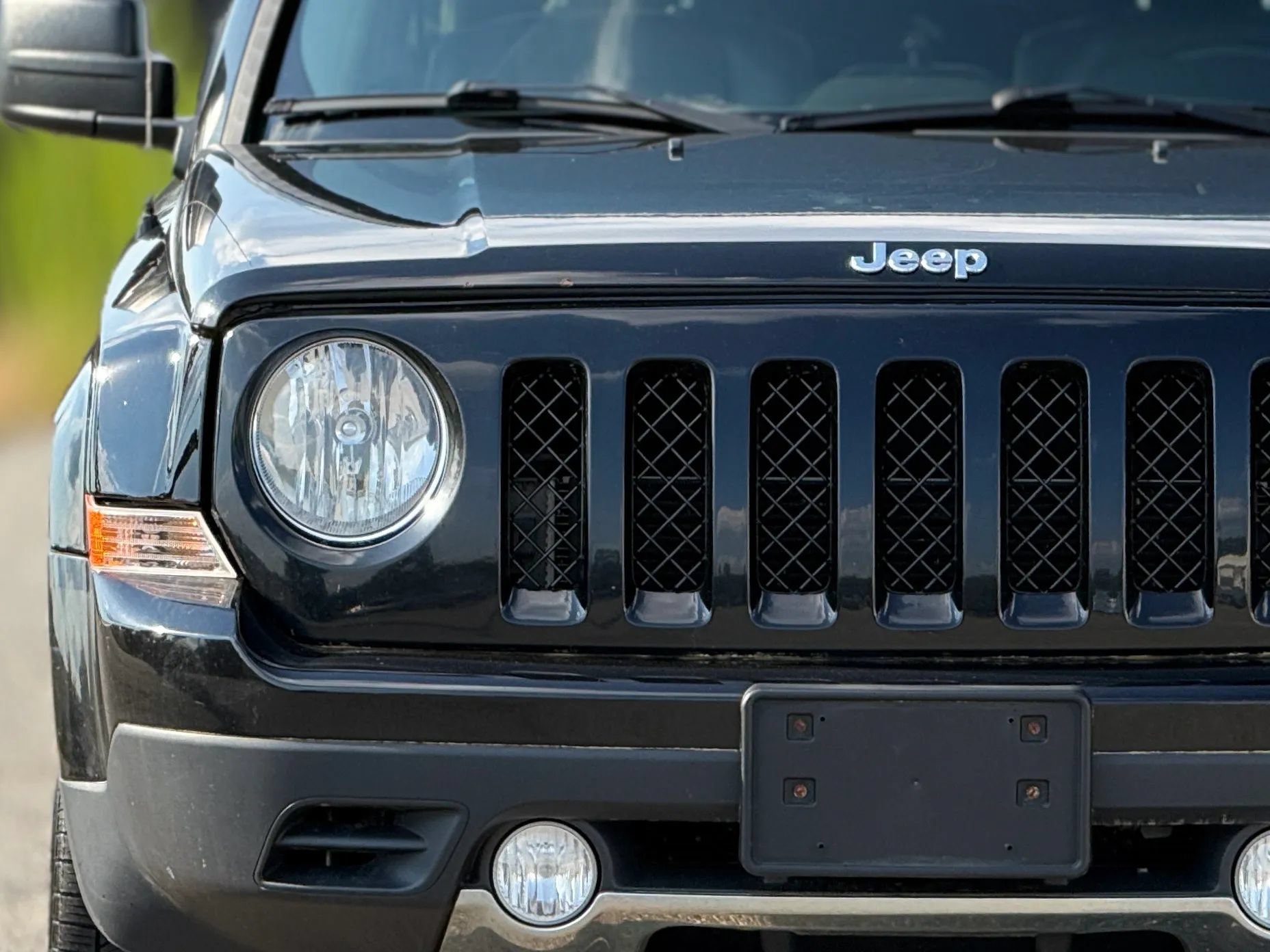 Used 2016 Jeep Patriot High Altitude AWD/4WD image 11