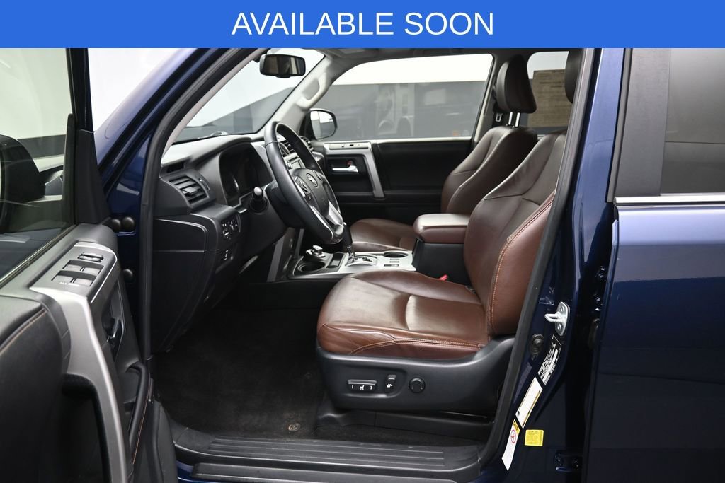 Used 2016 Toyota 4Runner Limited AWD/4WD image 9