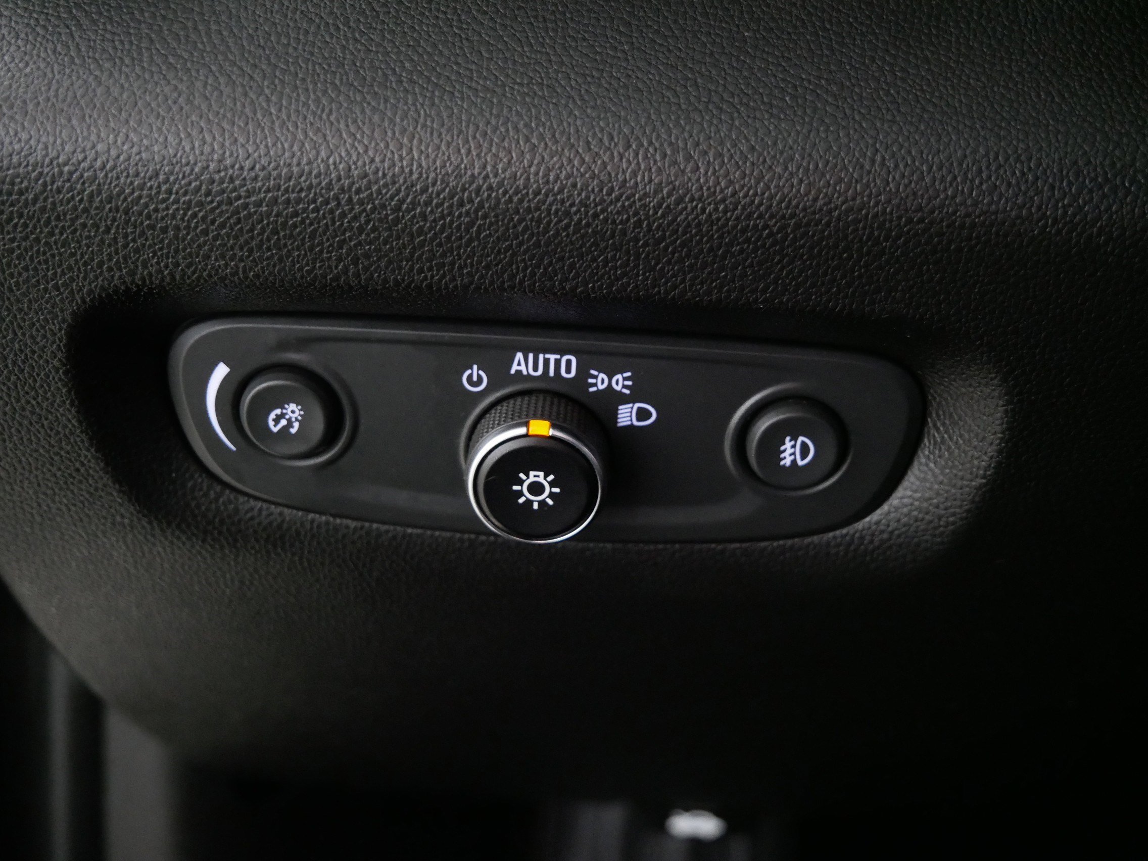 Used 2019 Chevrolet Traverse High Country w/ LPO, Floor Liner Package image 26