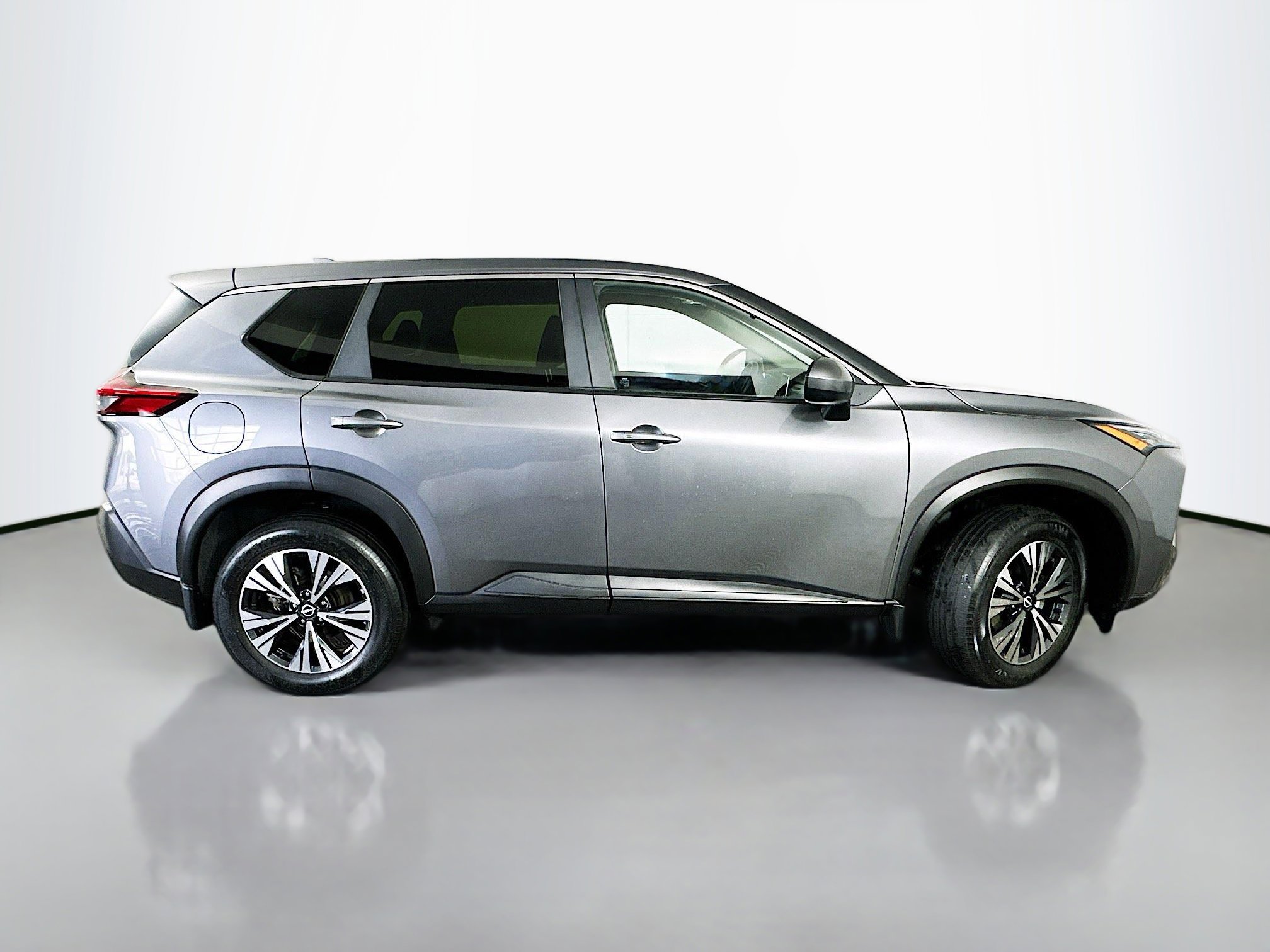 Used 2023 Nissan Rogue SV AWD/4WD image 8