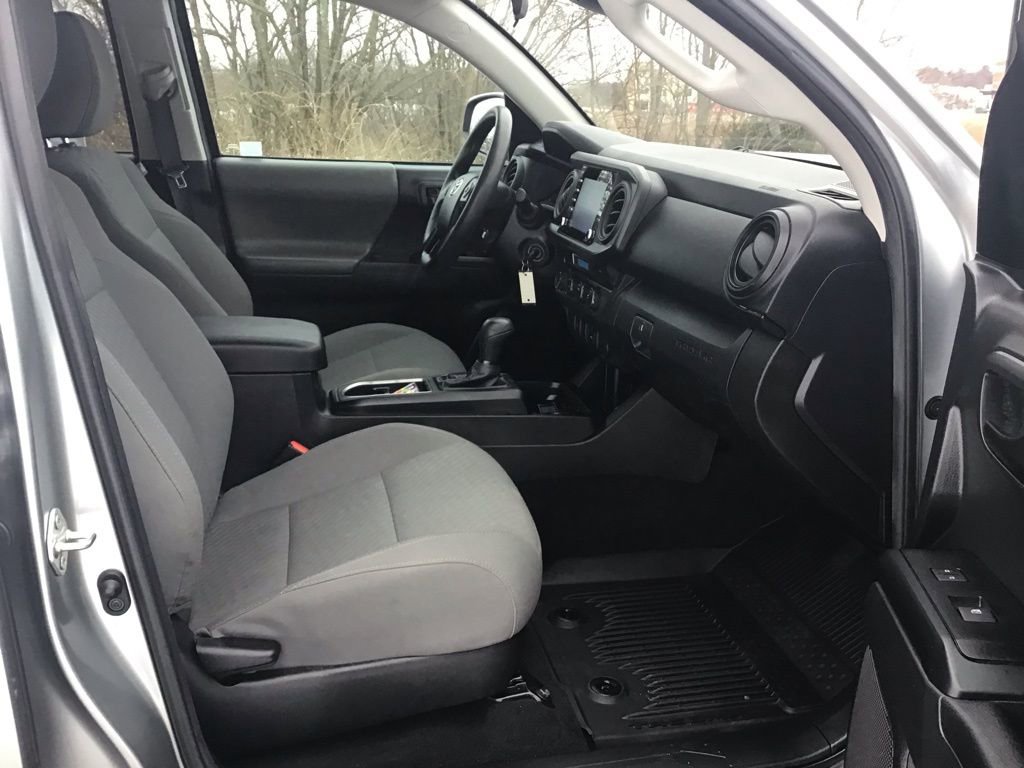 Used 2023 Toyota Tacoma SR image 18