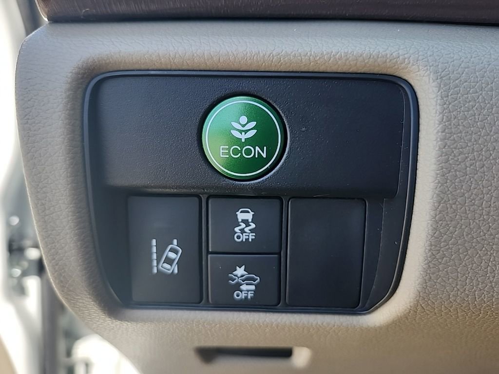 Used 2017 Honda Accord EX-L image 21