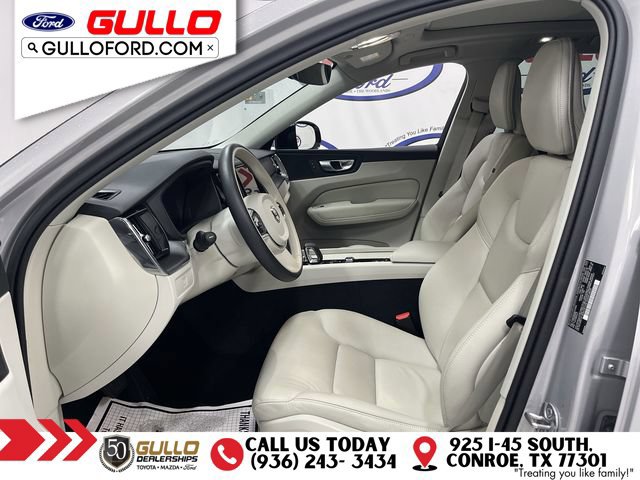 Used 2025 Volvo XC60 B5 Core AWD/4WD image 29