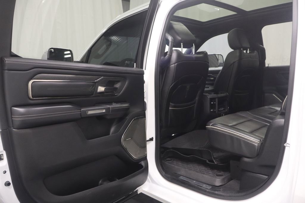 Used 2019 RAM 1500 Limited AWD/4WD image 12