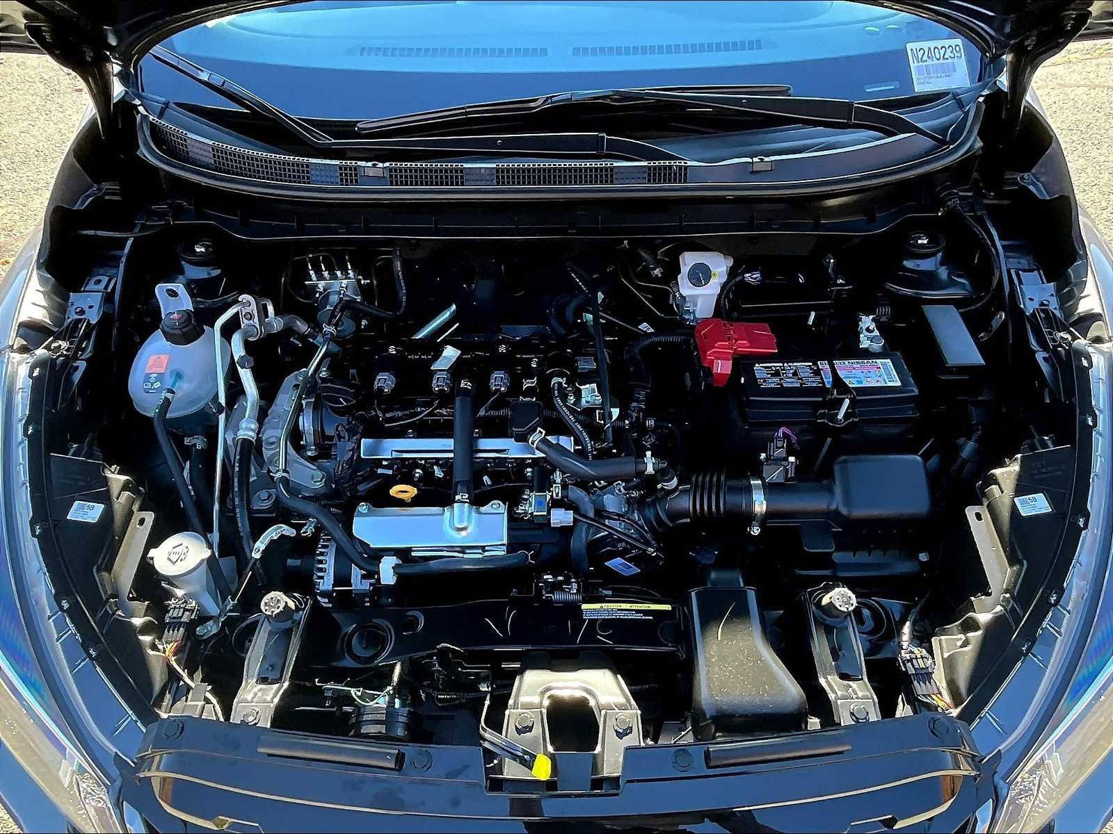 New 2024 Nissan Kicks SR w/ SR Premium Package FWD image 15