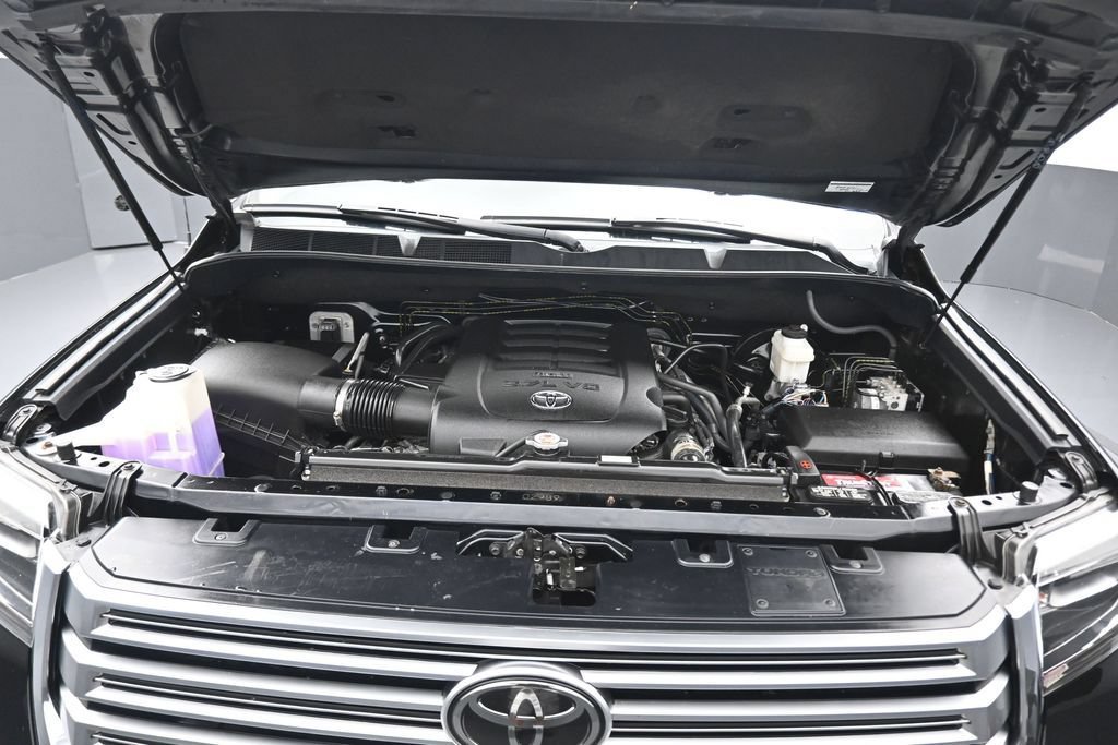 Used 2018 Toyota Tundra Limited w/ Limited Premium Package AWD/4WD image 54