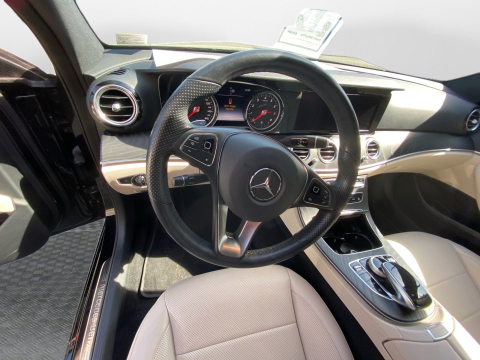 Used 2018 Mercedes-Benz E 300 image 10