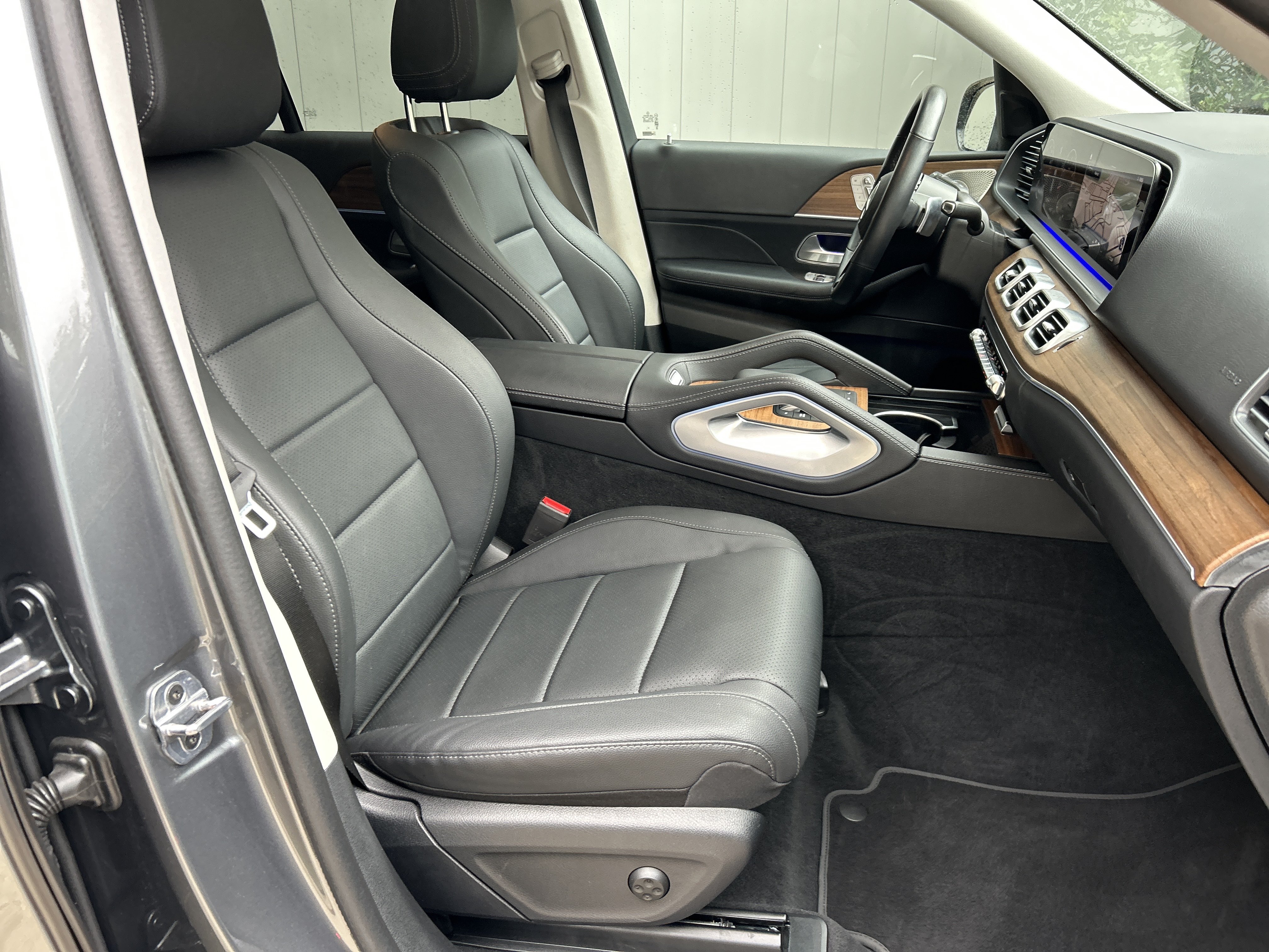 Certified 2025 Mercedes-Benz GLE 350 4MATIC image 50