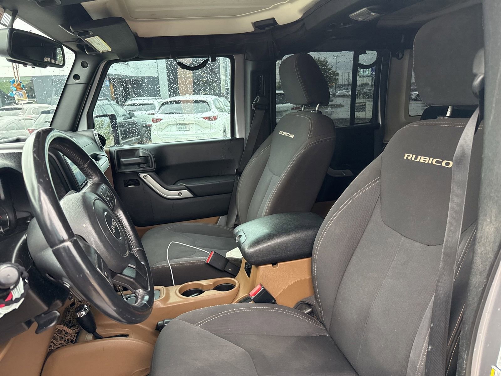 Used 2015 Jeep Wrangler Unlimited Rubicon w/ Max Tow Package image 21