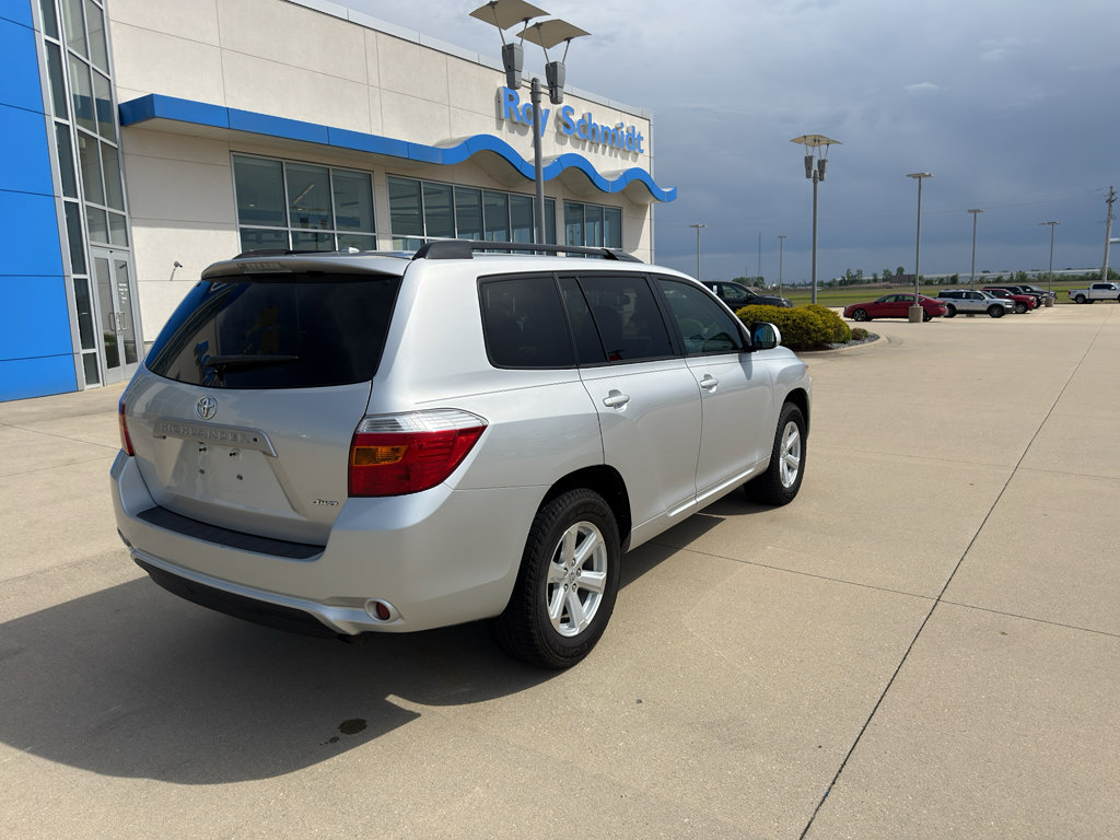 Used 2010 Toyota Highlander SE AWD/4WD image 5