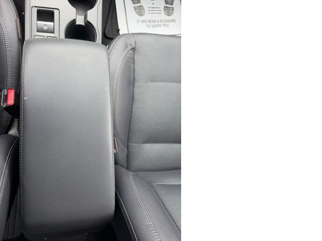 Used 2018 Subaru Outback 2.5i Limited AWD/4WD image 18