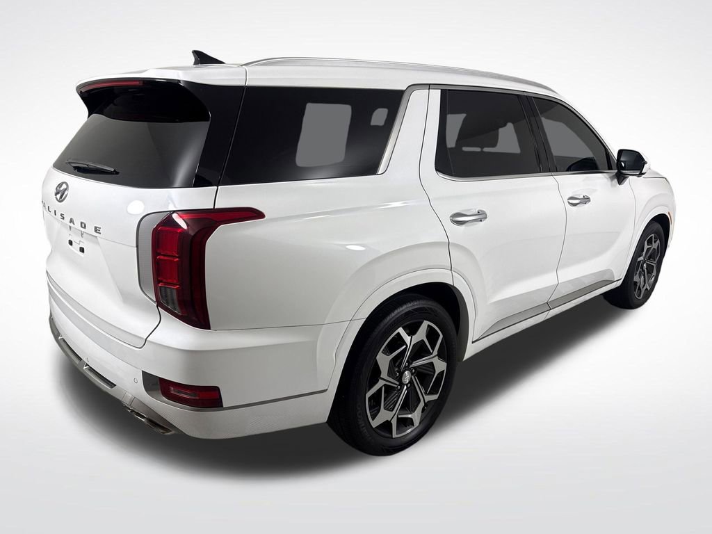 Used 2022 Hyundai Palisade Calligraphy FWD image 3