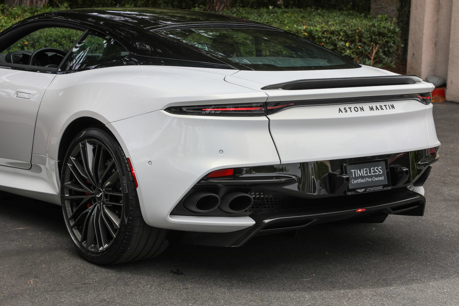 Used 2023 Aston Martin DBS Coupe RWD image 24