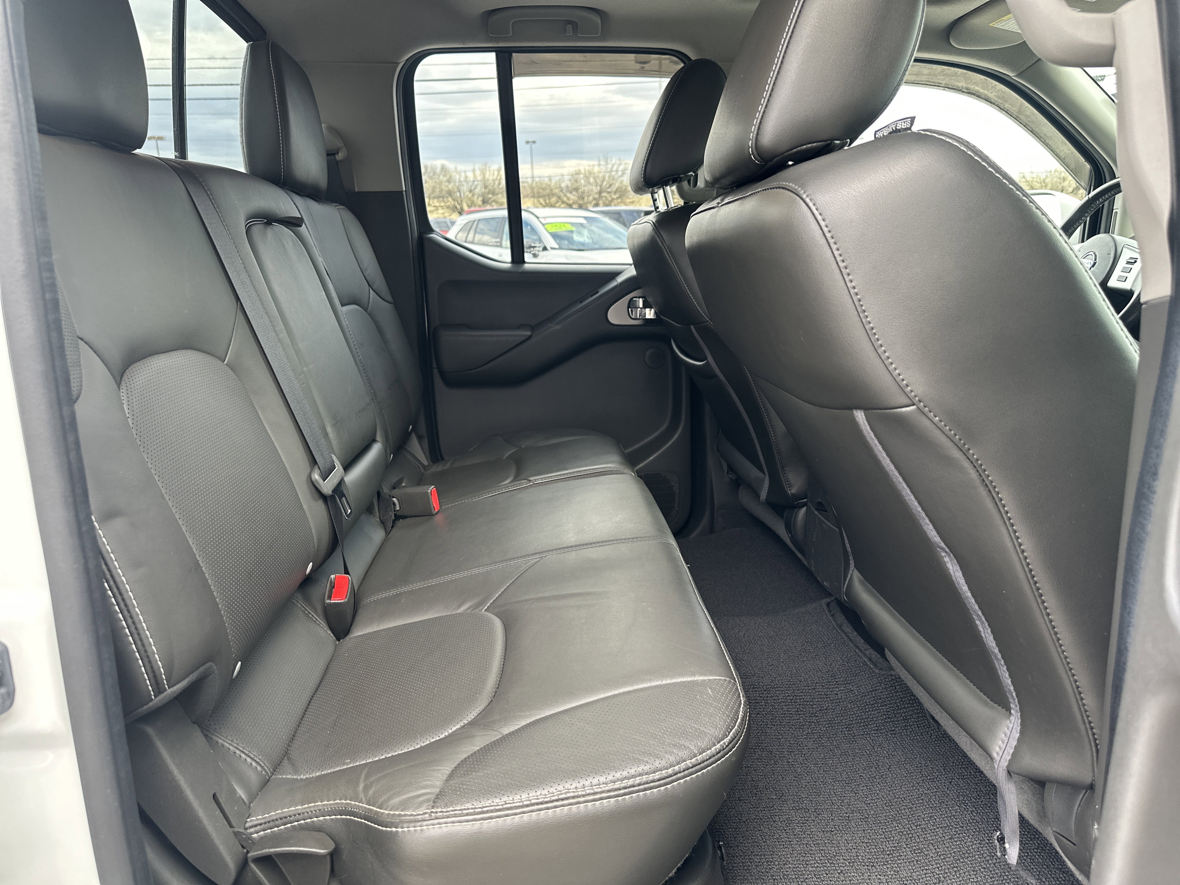 Used 2018 Nissan Frontier PRO-4X w/ Pro-4x Luxury Package image 14