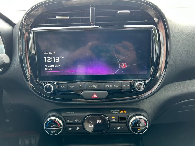 Used 2025 Kia Soul S image 27