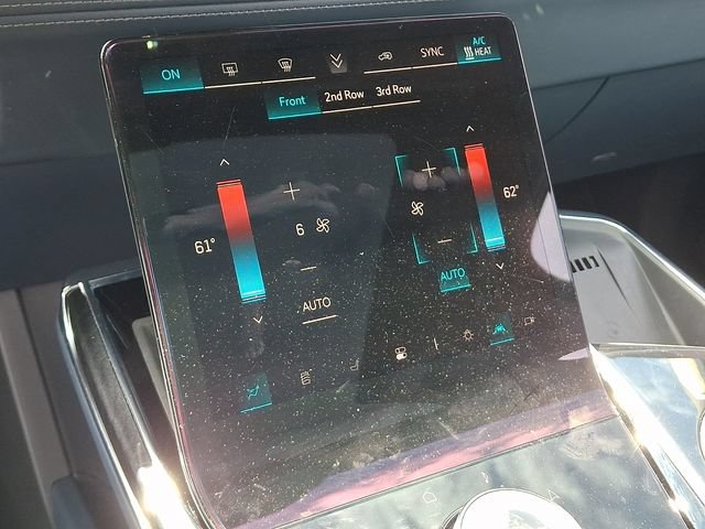 Certified 2025 Cadillac Escalade IQ Sport 2 AWD/4WD image 16