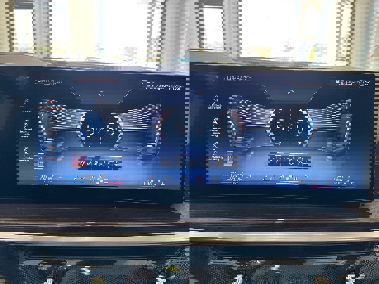 New 2026 BMW X7 xDrive40i w/ M Sport Package image 28