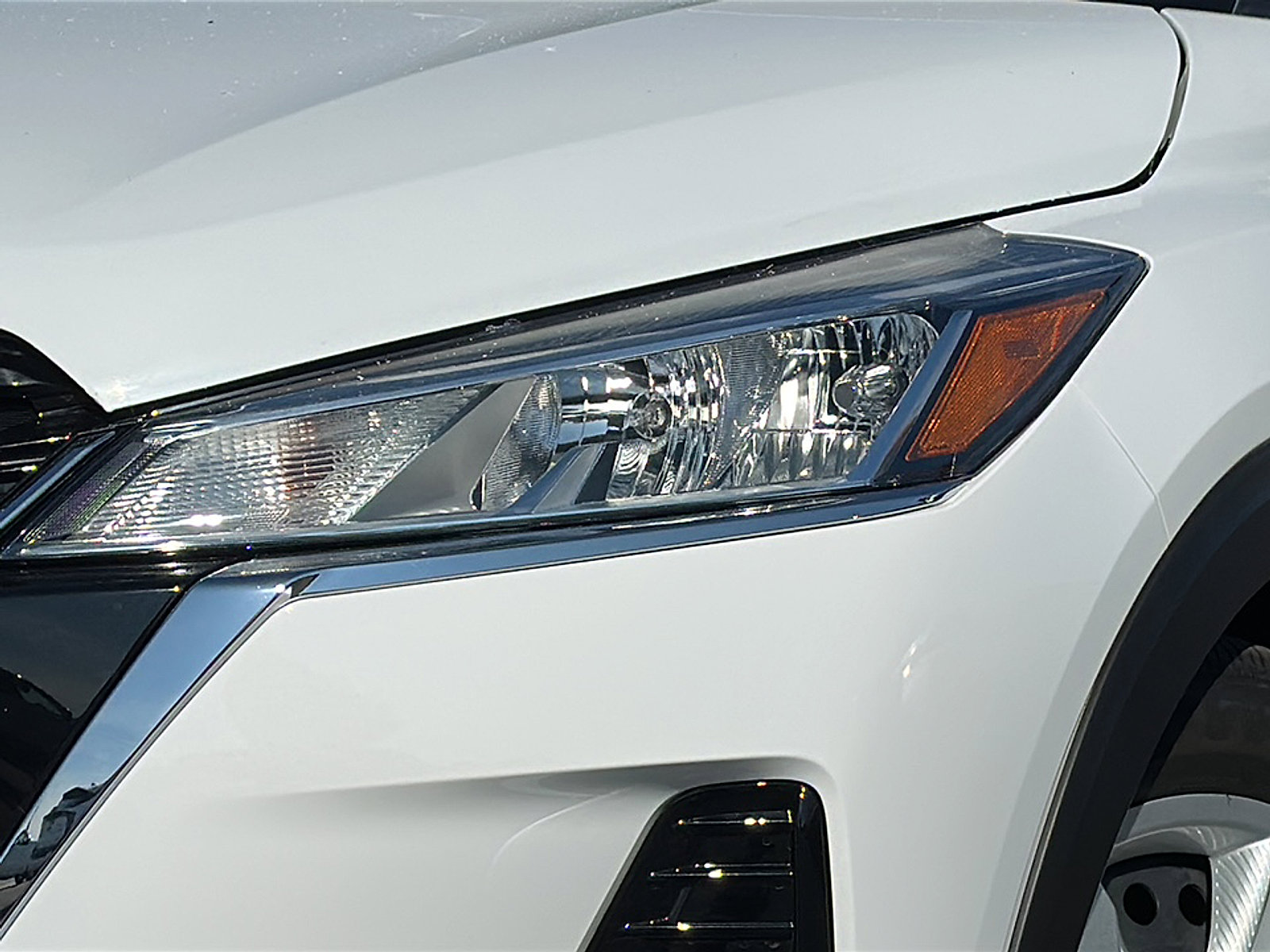 New 2025 Nissan Kicks Play S image 4